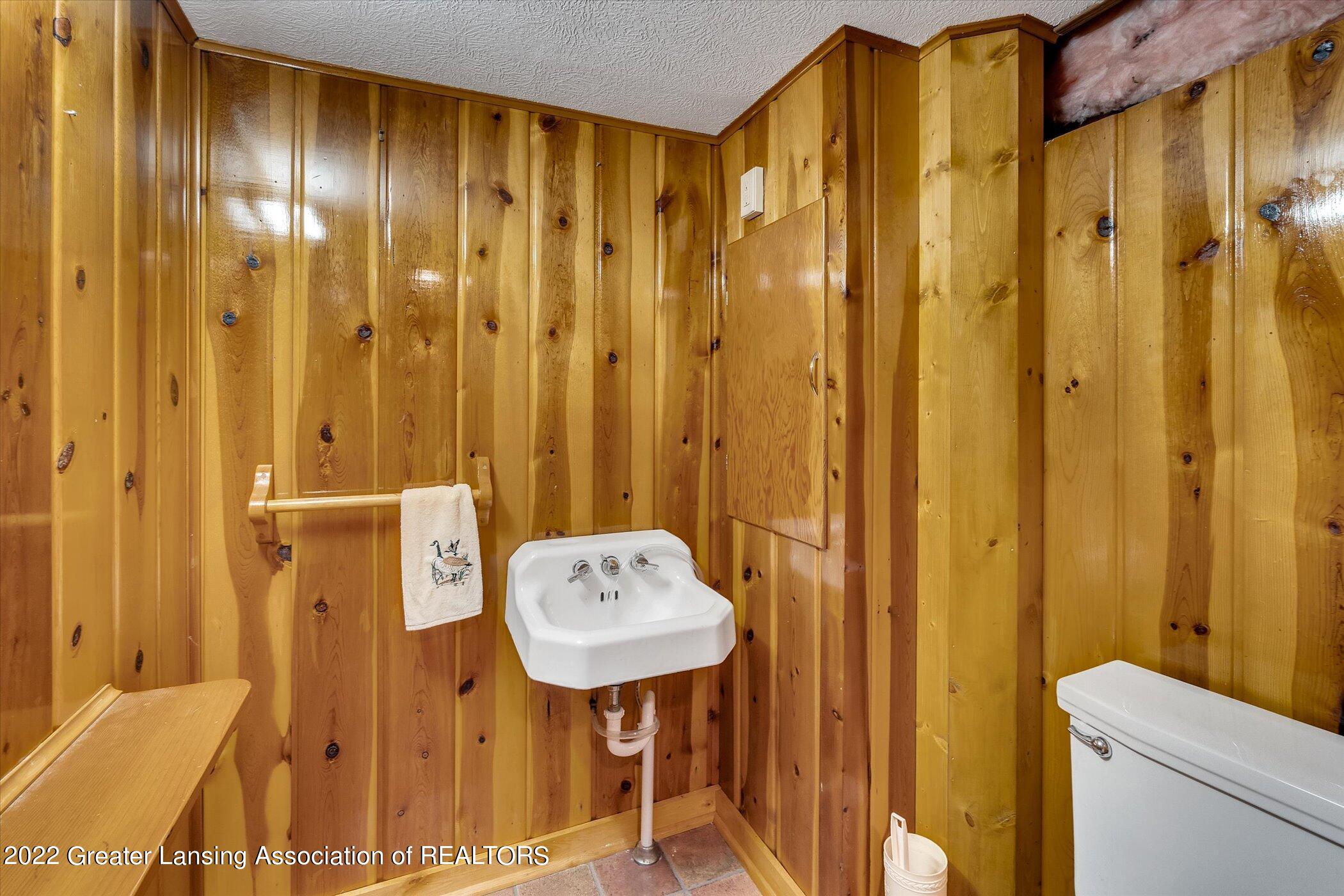 2212 Pembroke Road Lansing, MI 48906 - Photo 23 of 34 Lower Level Half