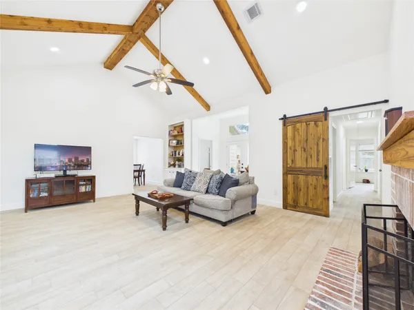 $2,600 | 1210 Berkeley Lake Lane, Houston, TX 77062