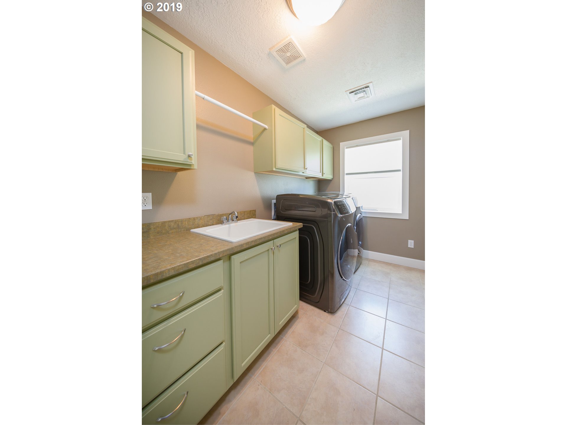 421 Summit Ridge Drive The Dalles, OR 97058 - Photo 27 of 31 Gallery Image 27