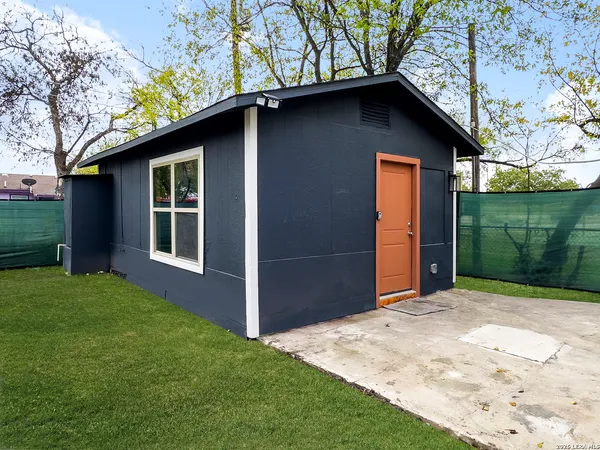 $950 | 1606 West Wildwood, Unit D, San Antonio, TX 78201