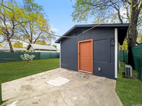 $950 | 1606 West Wildwood, Unit D, San Antonio, TX 78201