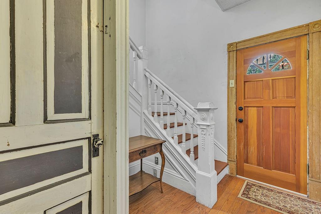 612 Adams Street Rochester, PA 15074 - Photo 8 of 25