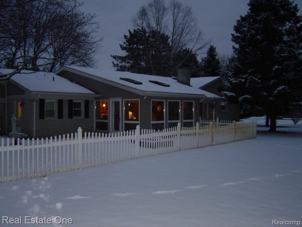 5652 Thorny Ash Road Rochester, MI 48306 - Photo 32 of 35 Thorny Ash 002.jpg