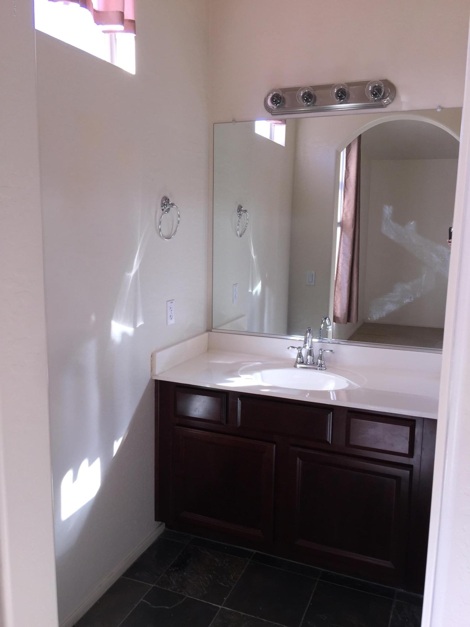 2150 East Bell Road, Unit 1105 Phoenix, AZ 85022 - Photo 23 of 30 IMG_2465