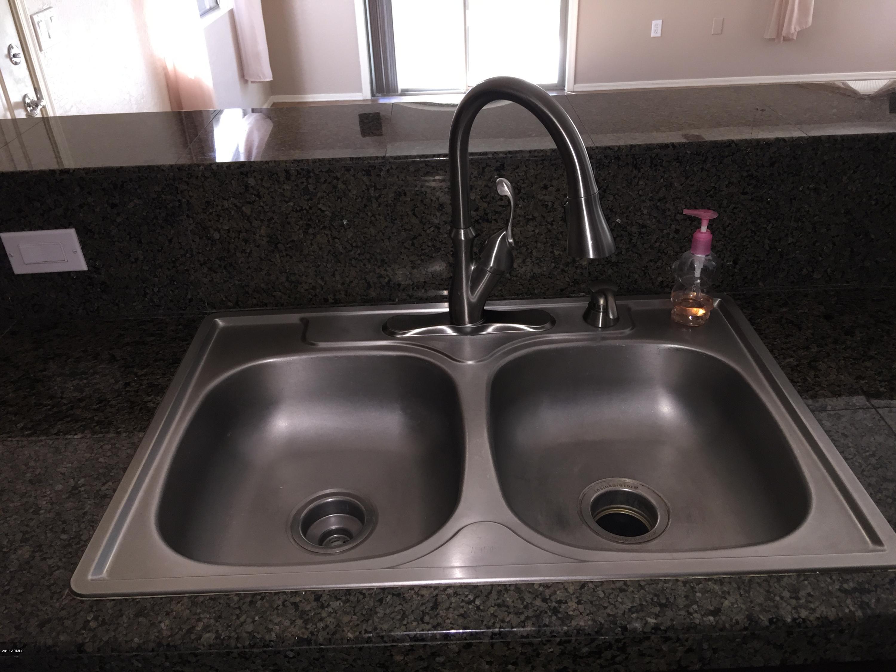 2150 East Bell Road, Unit 1105 Phoenix, AZ 85022 - Photo 6 of 30 IMG_2452
