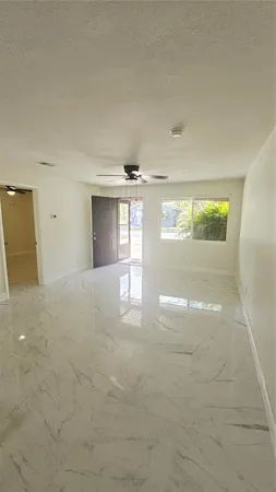 $1,250 | 710 Pennsylvania Avenue, Clearwater, FL 33755