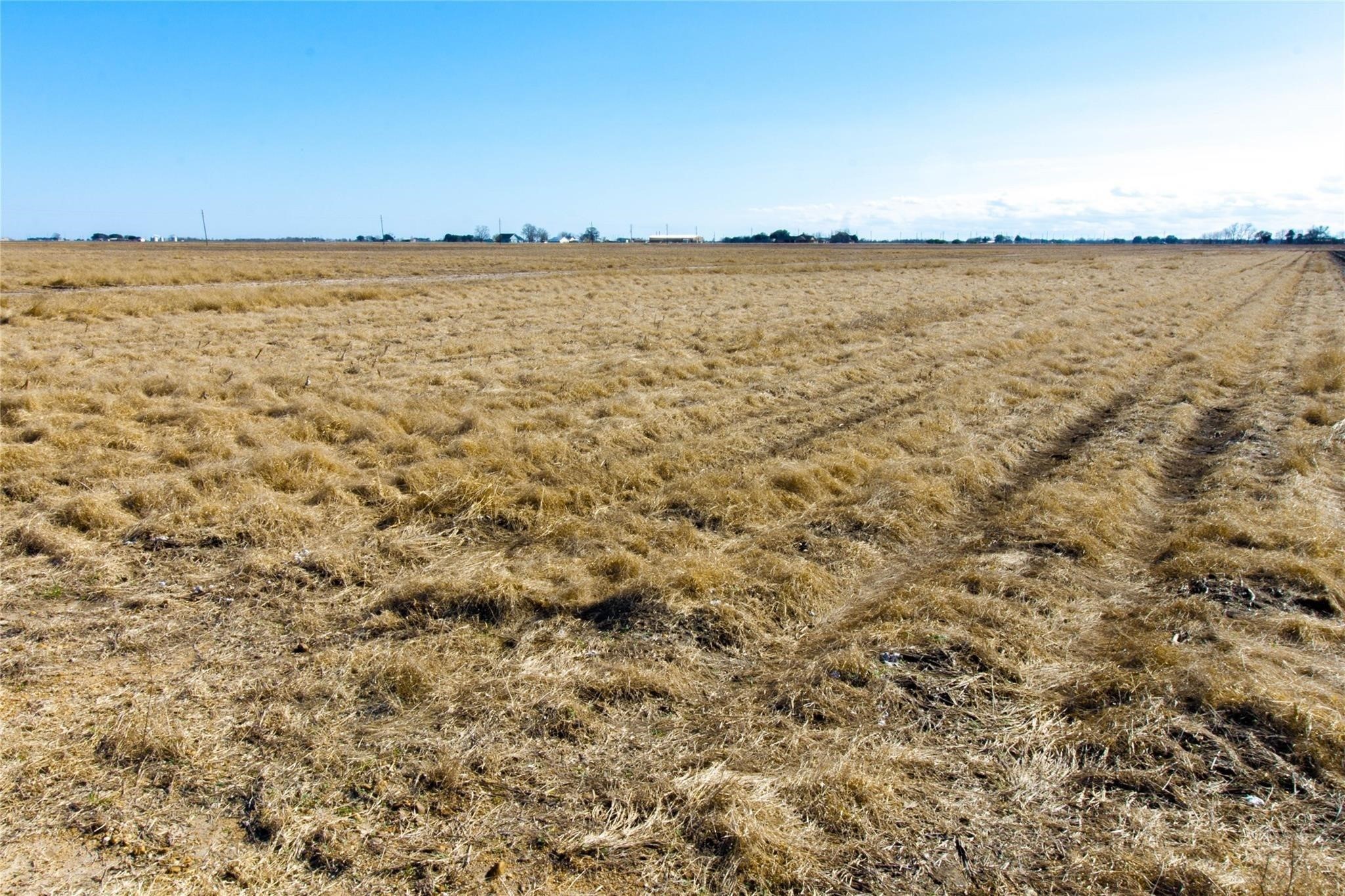 4427 Polak Road Wallis, TX 77485 - Photo 6 of 9 a view of an ocean