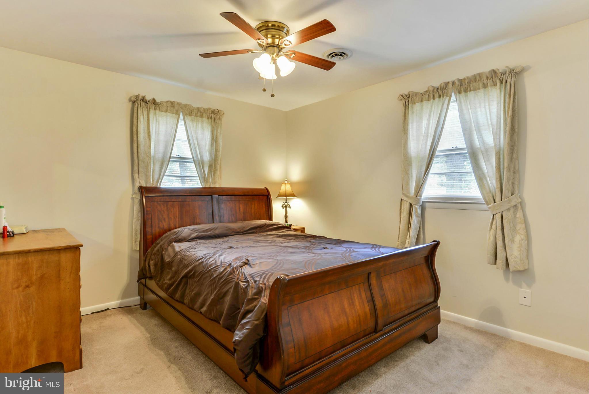 192 Sillery Bay Road Pasadena, MD 21122 - Photo 17 of 27 Bedroom