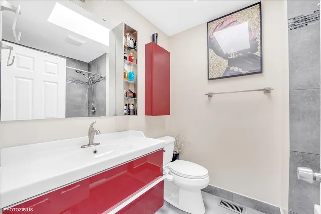 a view of entryway and workspace