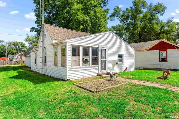 $79,900 | 273 Koch Street, Pekin, IL 61554