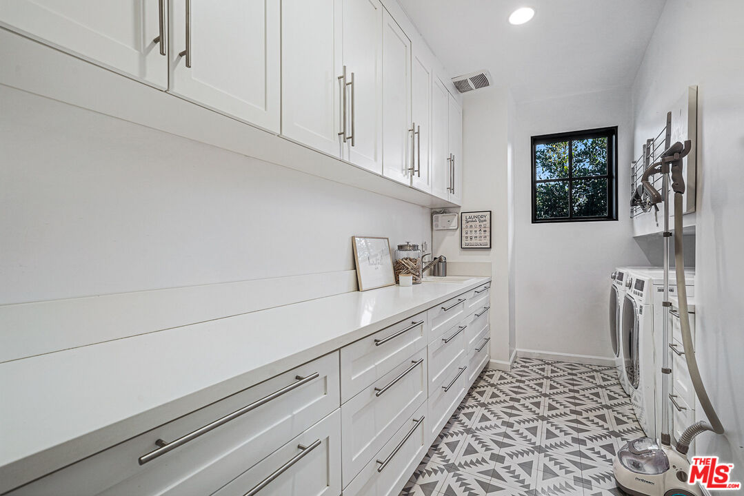 3159 Thatcher Avenue Marina del Rey, CA 90292 - Photo 26 of 29