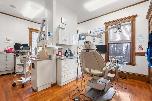 $1,600,000 | 826 Broadway, Everett, MA 02149