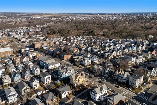 $1,600,000 | 826 Broadway, Everett, MA 02149