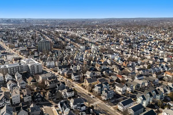 $1,600,000 | 826 Broadway, Everett, MA 02149