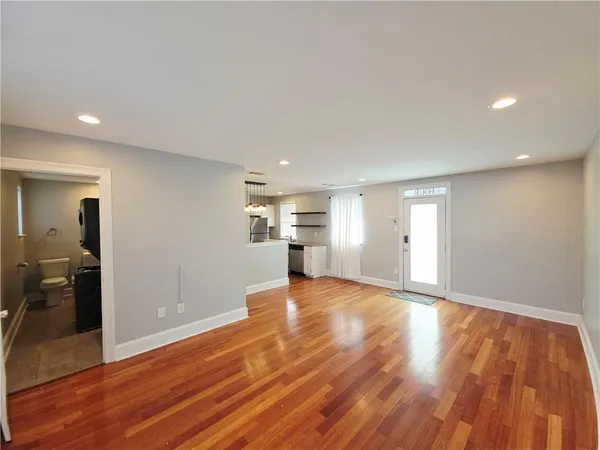 $1,500 | 1919 Sophie Wright Place, Unit 4, New Orleans, LA 70130