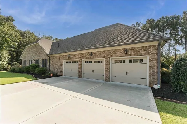 $1,100,000 | 345 Sidney Lane, Fayetteville, GA 30215