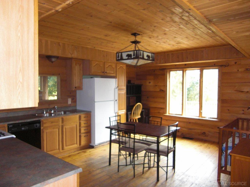 6230 Deckerville Road Deckerville, MI 48427 - Photo 3 of 31 31331044-2.JPG