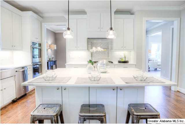 2028 Chestnut Road Vestavia Hills, AL 35216 - Photo 16 of 26