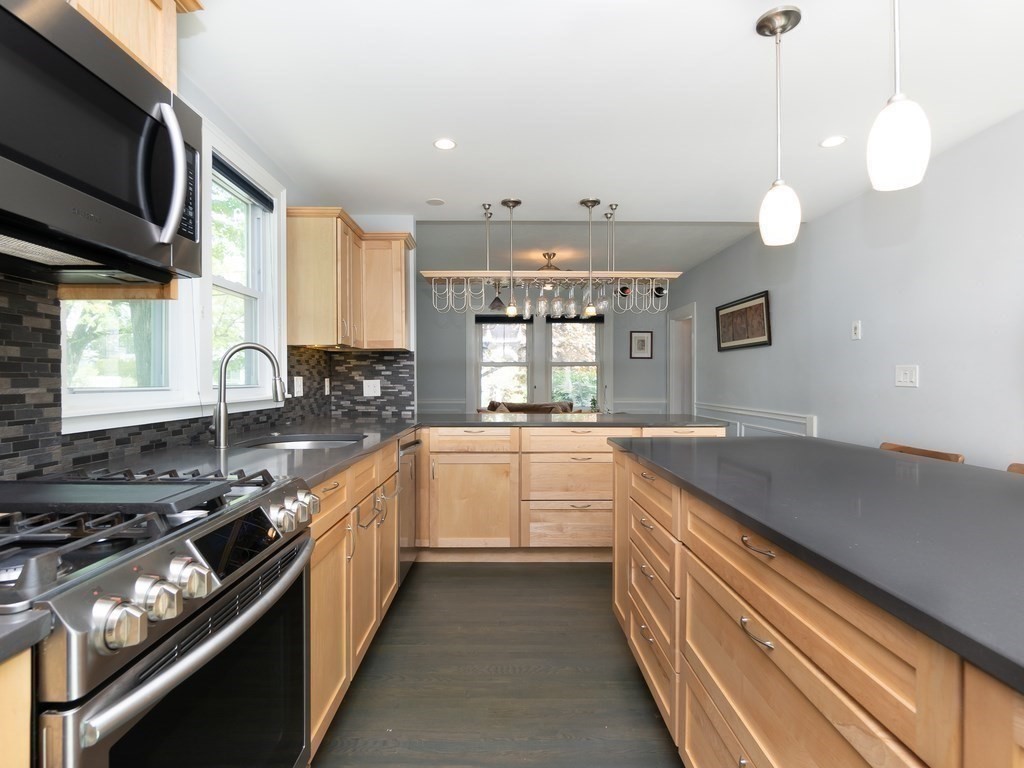 8 Wolcott Road Brookline, MA 02467 - Photo 15 of 37