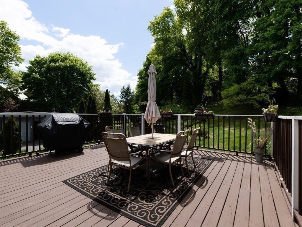 8 Wolcott Road Brookline, MA 02467 - Photo 33 of 37