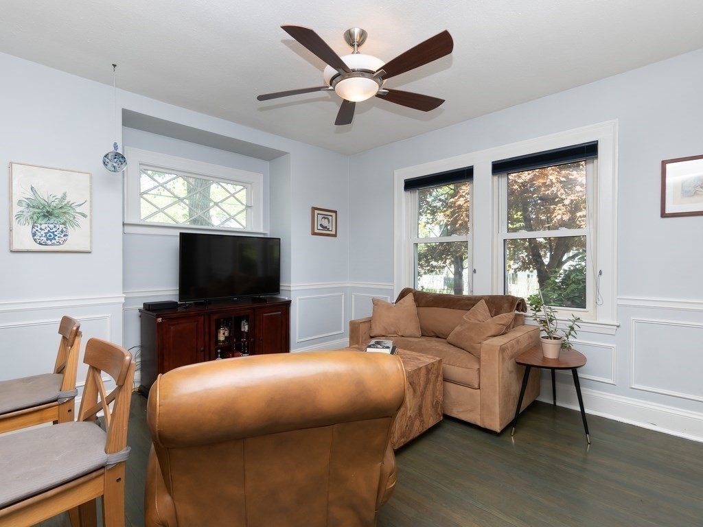 8 Wolcott Road Brookline, MA 02467 - Photo 5 of 37