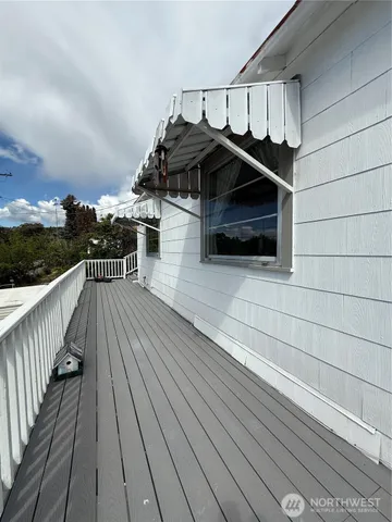 $239,500 | 12 Dewberry Avenue West, Omak, WA 98841