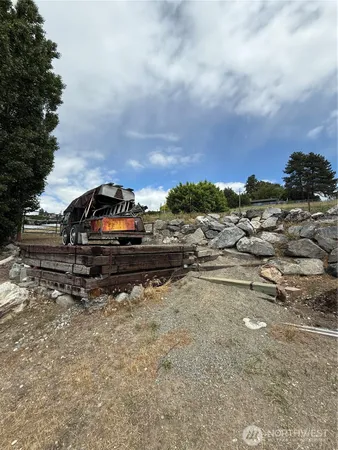 $239,500 | 12 Dewberry Avenue West, Omak, WA 98841