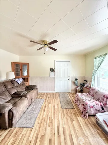 $239,500 | 12 Dewberry Avenue West, Omak, WA 98841