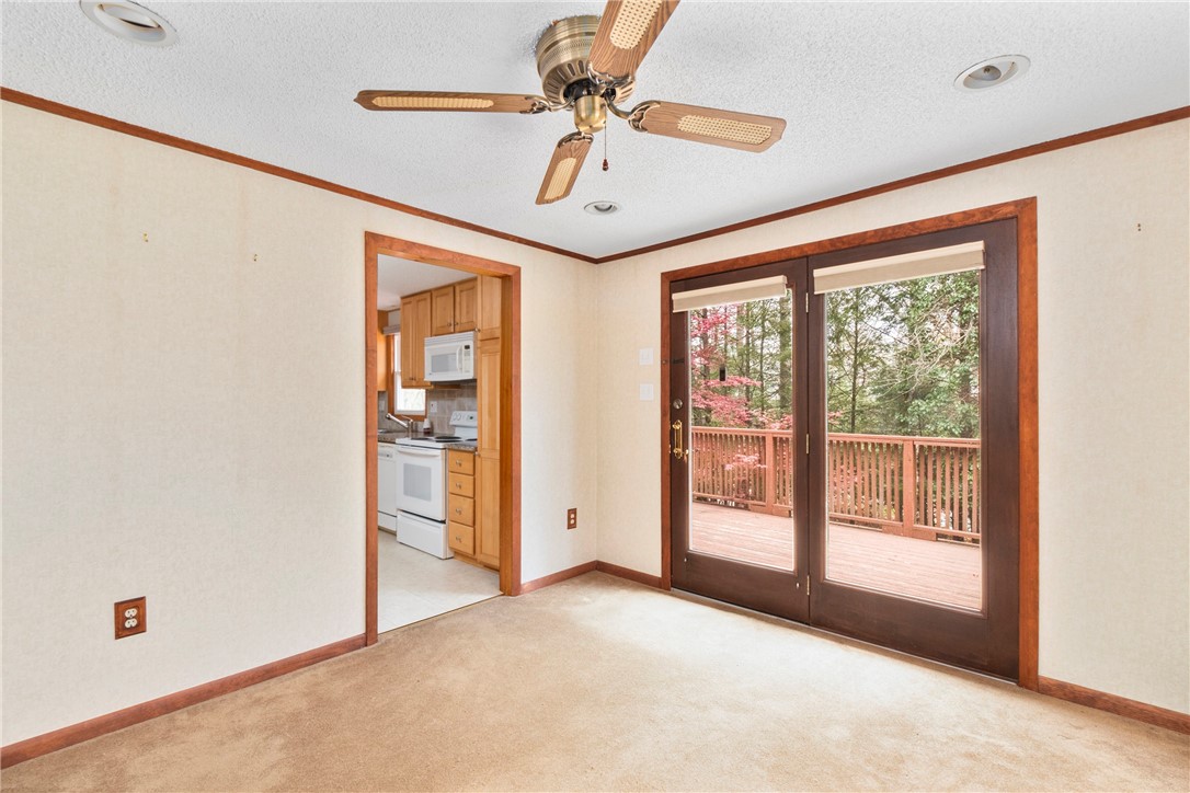 138 Read School House Road Coventry, RI 02816 - Photo 10 of 46