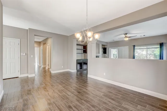 $2,300 | 108 Dela Cruz Avenue, North Las Vegas, NV 89031