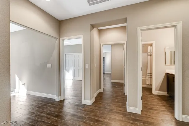 $2,300 | 108 Dela Cruz Avenue, North Las Vegas, NV 89031