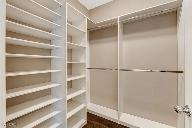 $2,300 | 108 Dela Cruz Avenue, North Las Vegas, NV 89031