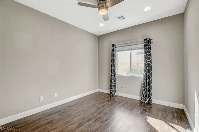 $2,300 | 108 Dela Cruz Avenue, North Las Vegas, NV 89031