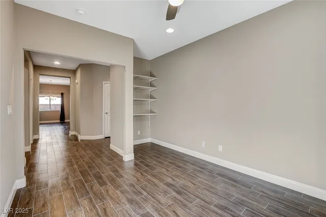 $2,300 | 108 Dela Cruz Avenue, North Las Vegas, NV 89031