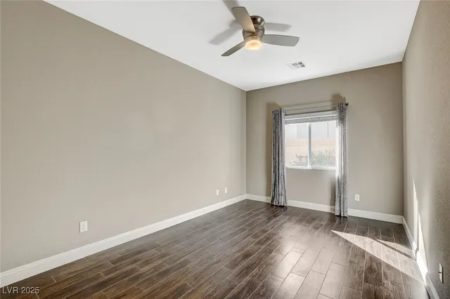 $2,300 | 108 Dela Cruz Avenue, North Las Vegas, NV 89031