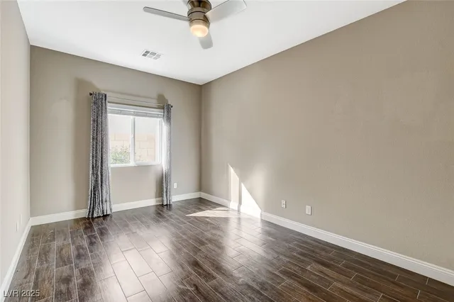 $2,300 | 108 Dela Cruz Avenue, North Las Vegas, NV 89031