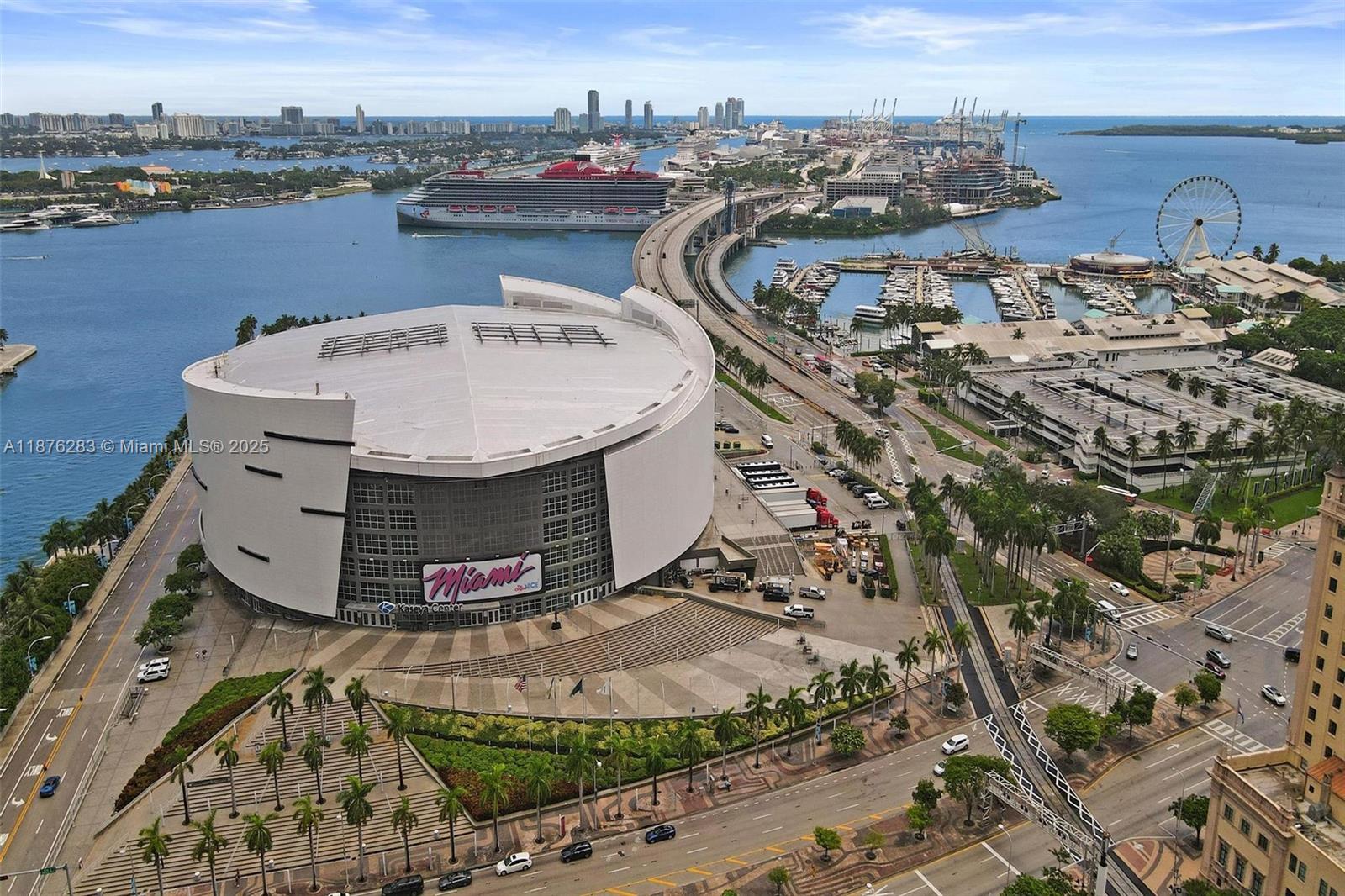 888 Biscayne Boulevard, Unit 5102 Miami, FL 33132 - Photo 15 of 34 a picture of city view