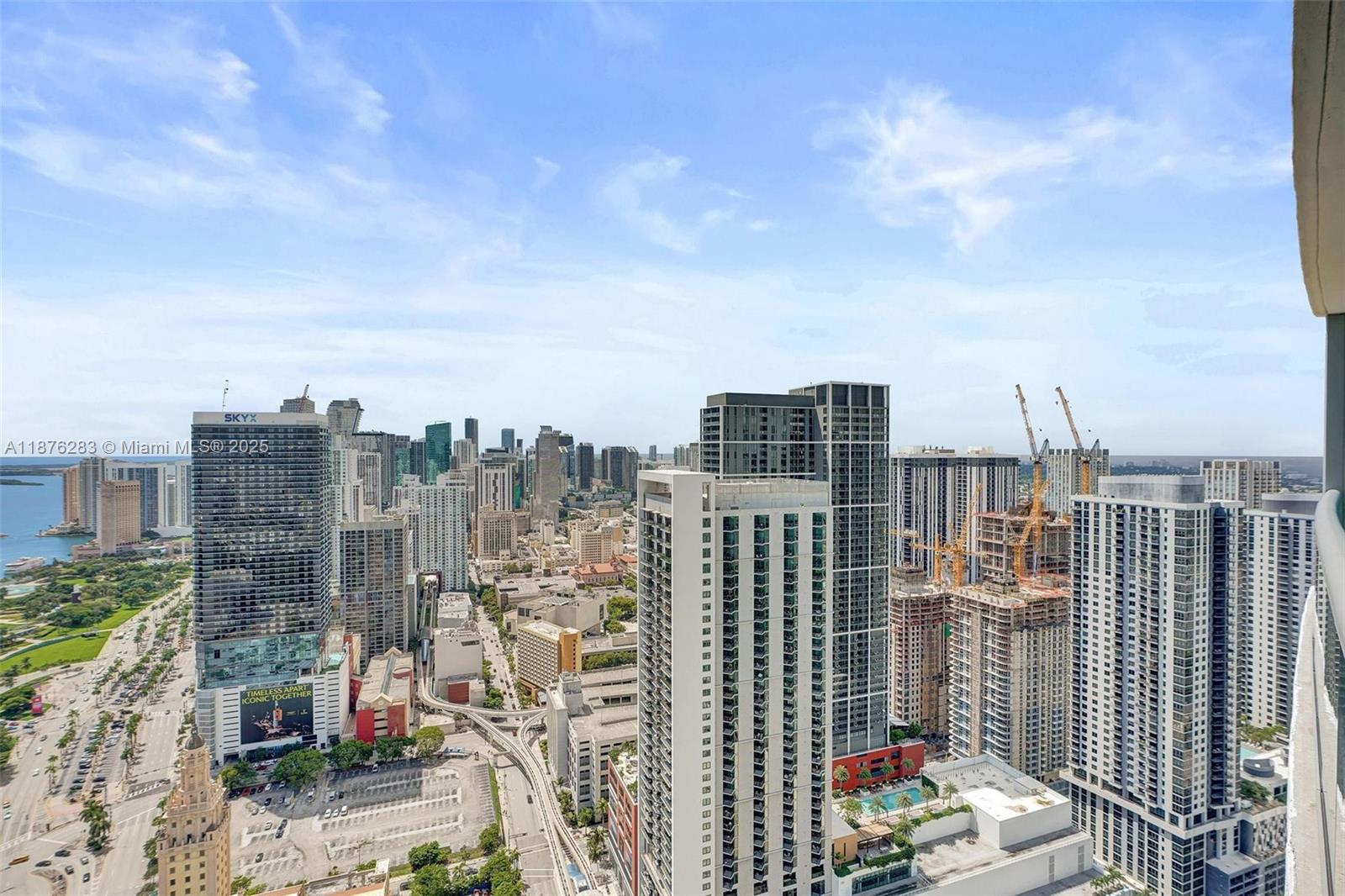 888 Biscayne Boulevard, Unit 5102 Miami, FL 33132 - Photo 19 of 34 a view of city