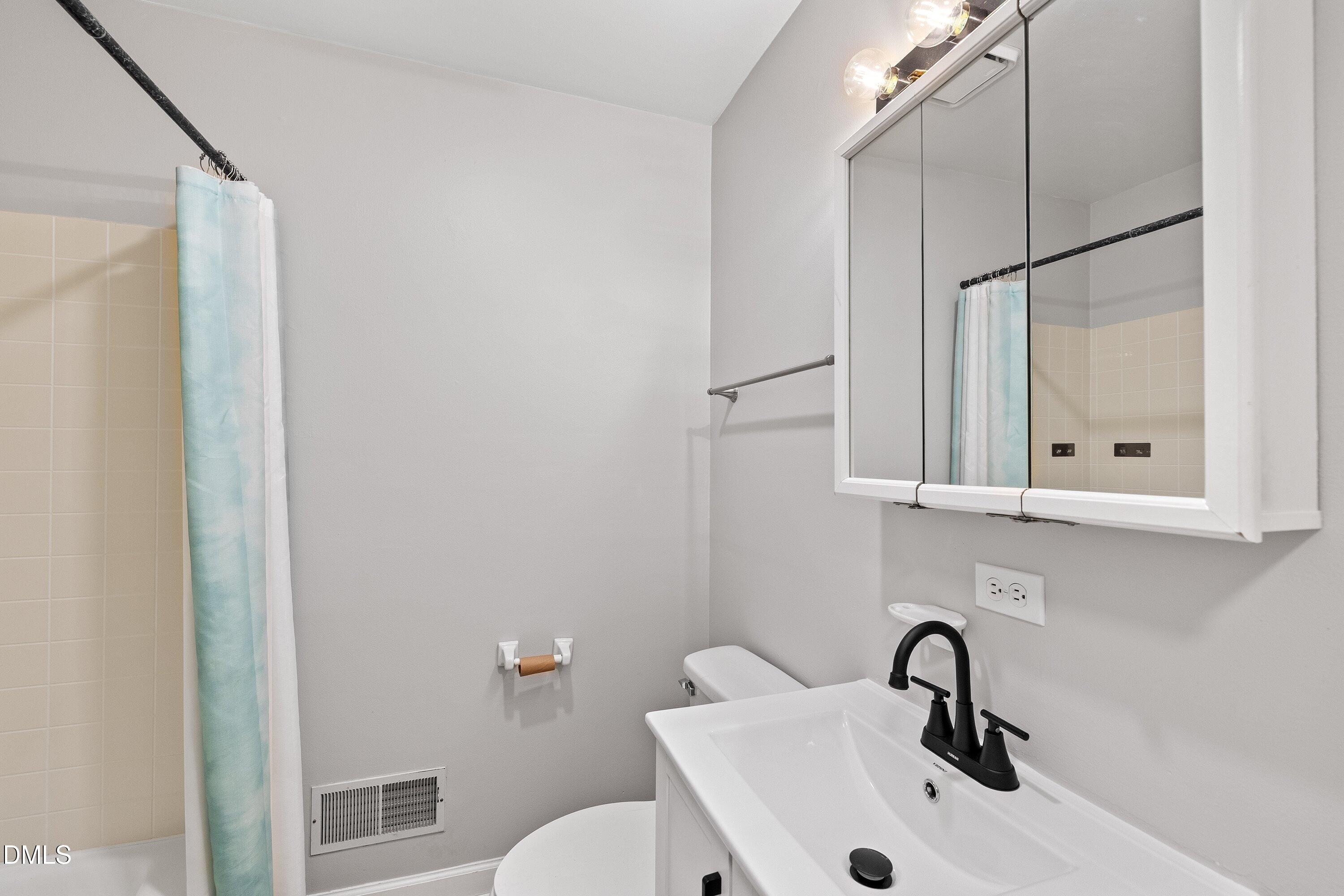 515 Poplar Drive Raleigh, NC 27603 - Photo 28 of 74 32-515 Poplar _1342