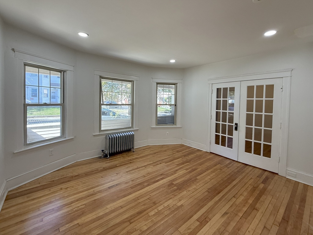 33 Richards Street, Unit 2 Worcester, MA 01603 - Photo 2 of 11