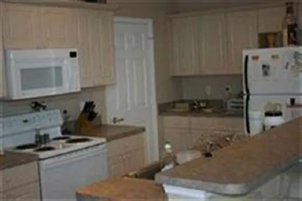 $3,000 | 4053 Colleton Court, Tallahassee, FL 32311