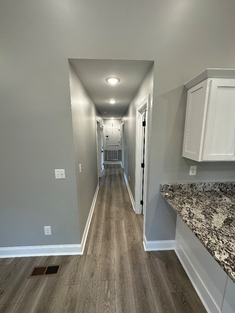 1295 Bethel Road Pulaski, TN 38478 - Photo 4 of 17 a view of entryway