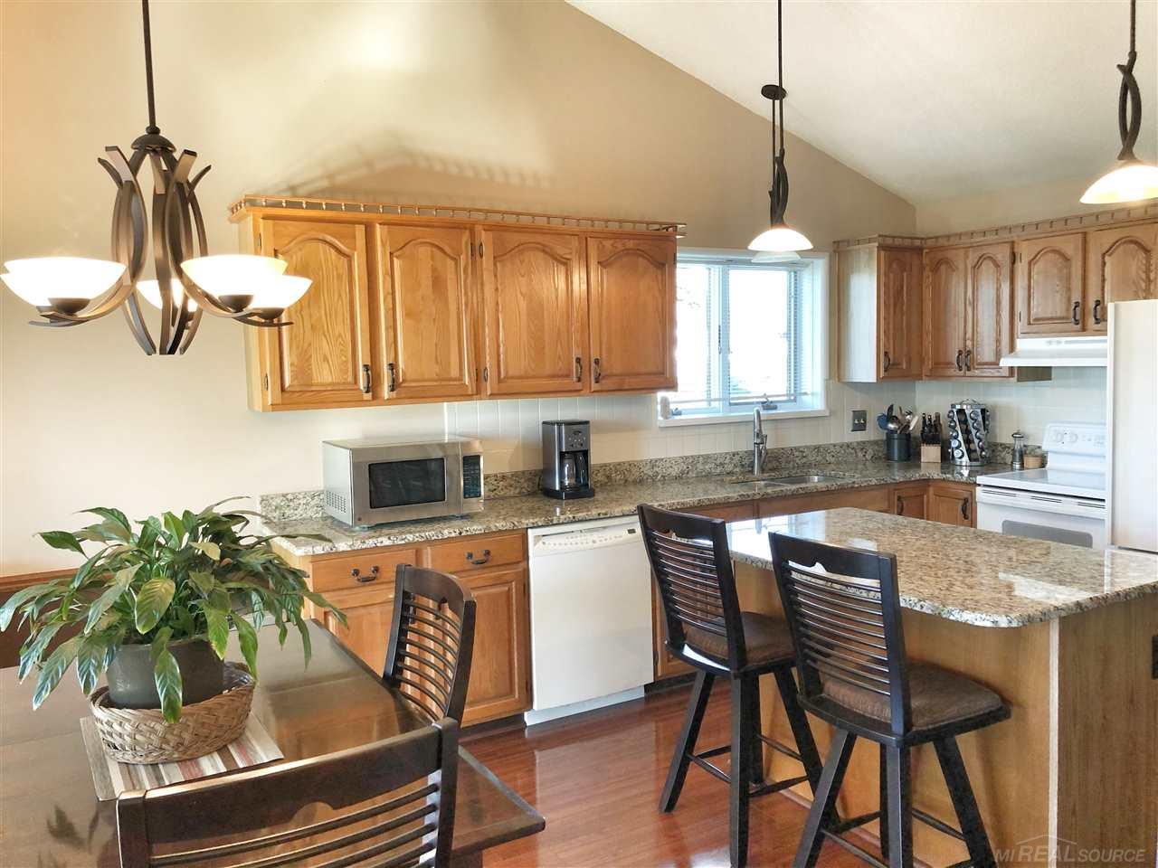 31954 Bridge Road Harrison Township, MI 48045 - Photo 19 of 38