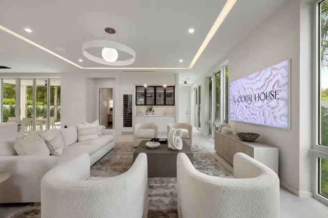 $5,095,000 | 800 Bond Way, Delray Beach, FL 33483