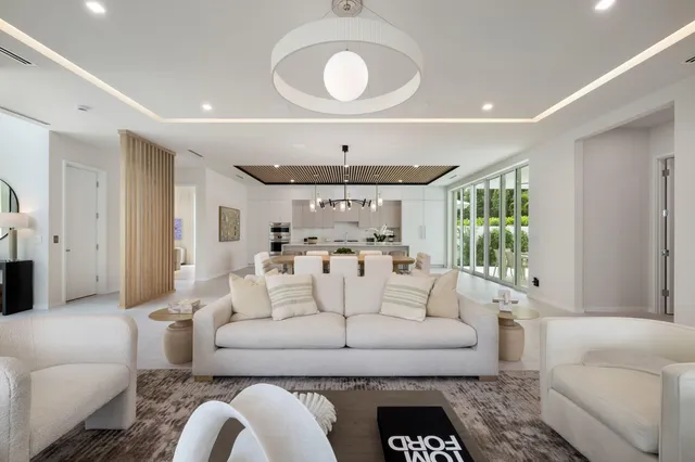 $5,095,000 | 800 Bond Way, Delray Beach, FL 33483