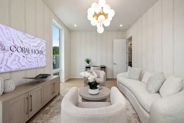 $5,095,000 | 800 Bond Way, Delray Beach, FL 33483