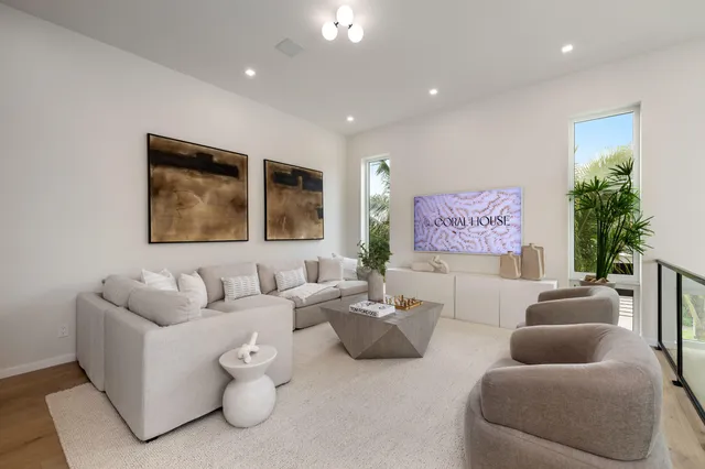 $5,095,000 | 800 Bond Way, Delray Beach, FL 33483