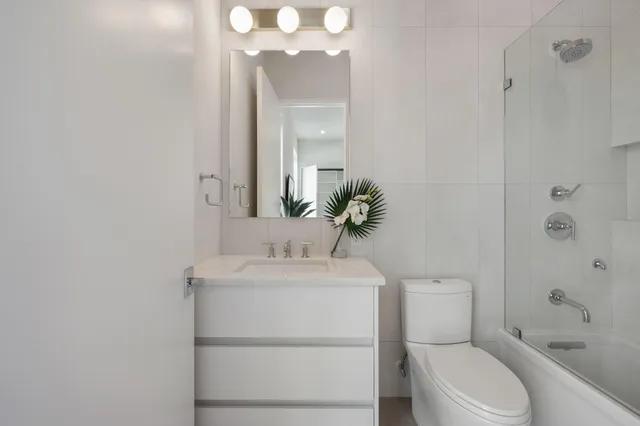 $5,095,000 | 800 Bond Way, Delray Beach, FL 33483