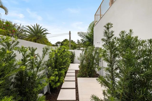 $5,095,000 | 800 Bond Way, Delray Beach, FL 33483