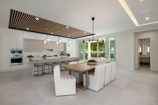 $5,095,000 | 800 Bond Way, Delray Beach, FL 33483